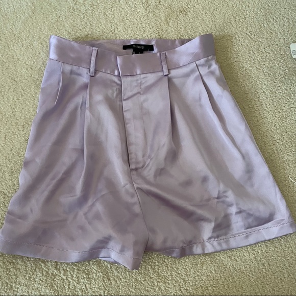 Lavender satin set NWT - Picture 3 of 4